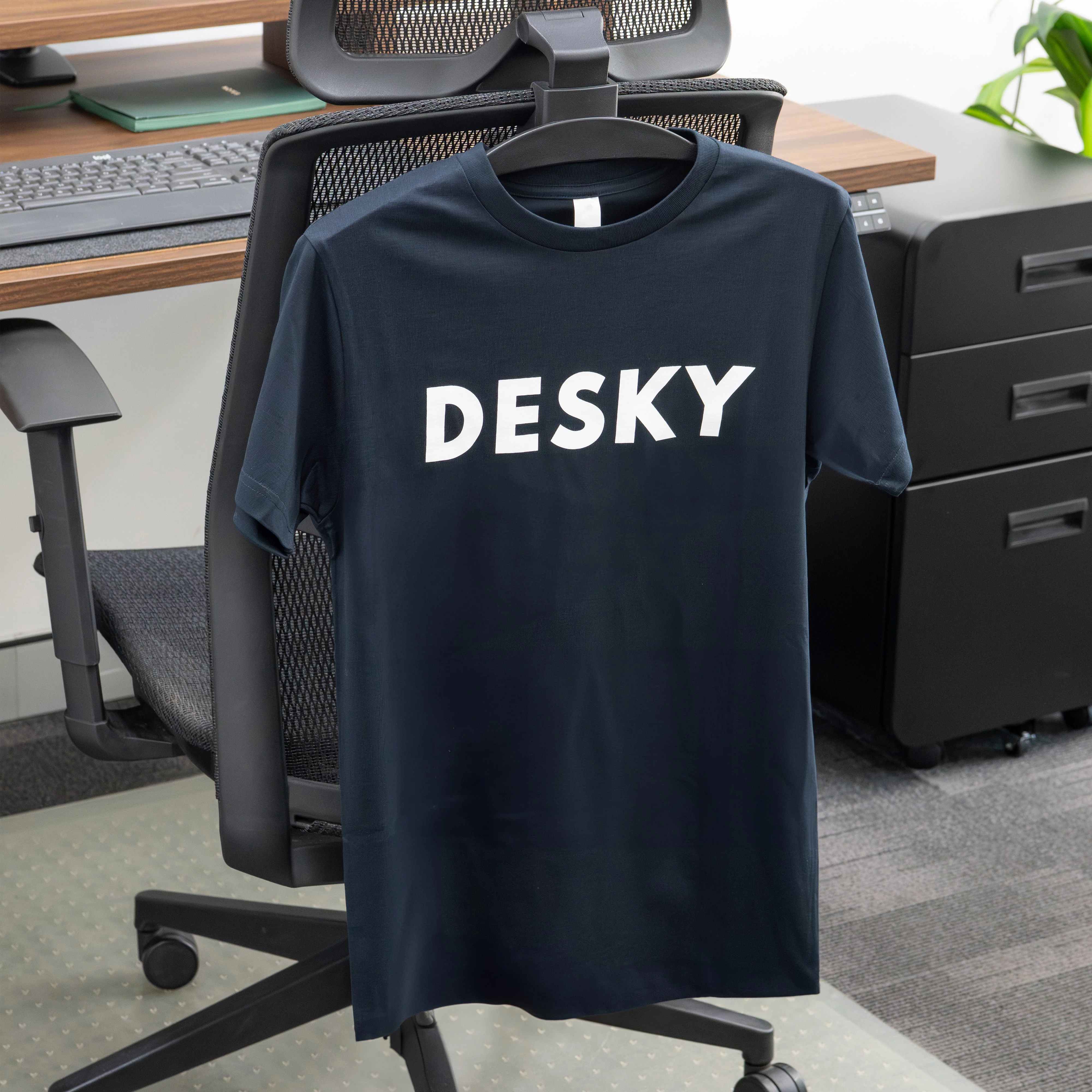 Desky Adjustable High Back Mesh Chair - Image 12