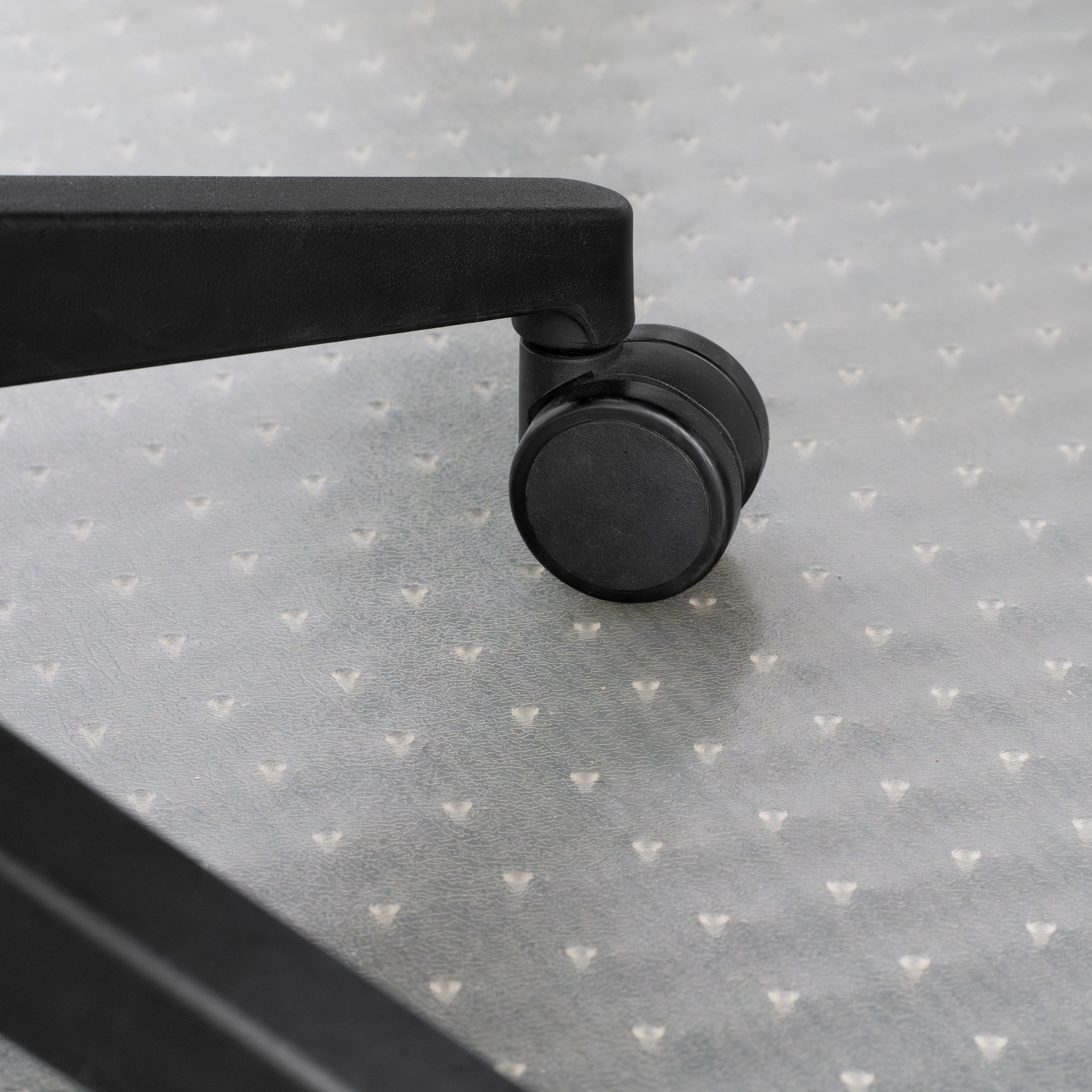 Desky Adjustable High Back Mesh Chair - Image 13