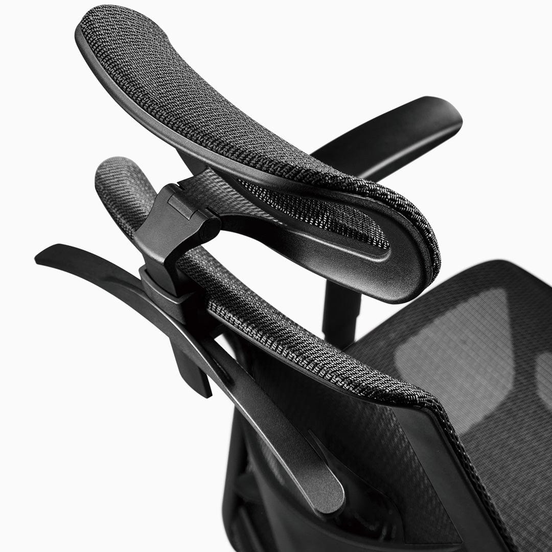 Desky Adjustable High Back Mesh Chair - Image 18