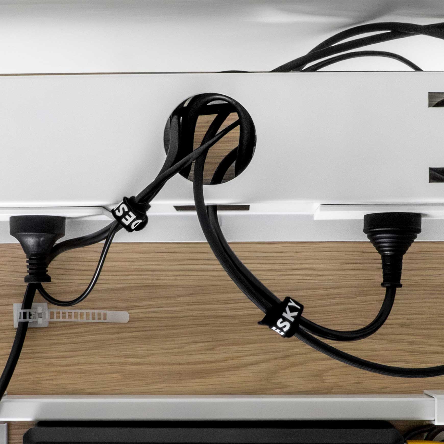 Desky Cable Organizer Kit - Image 5