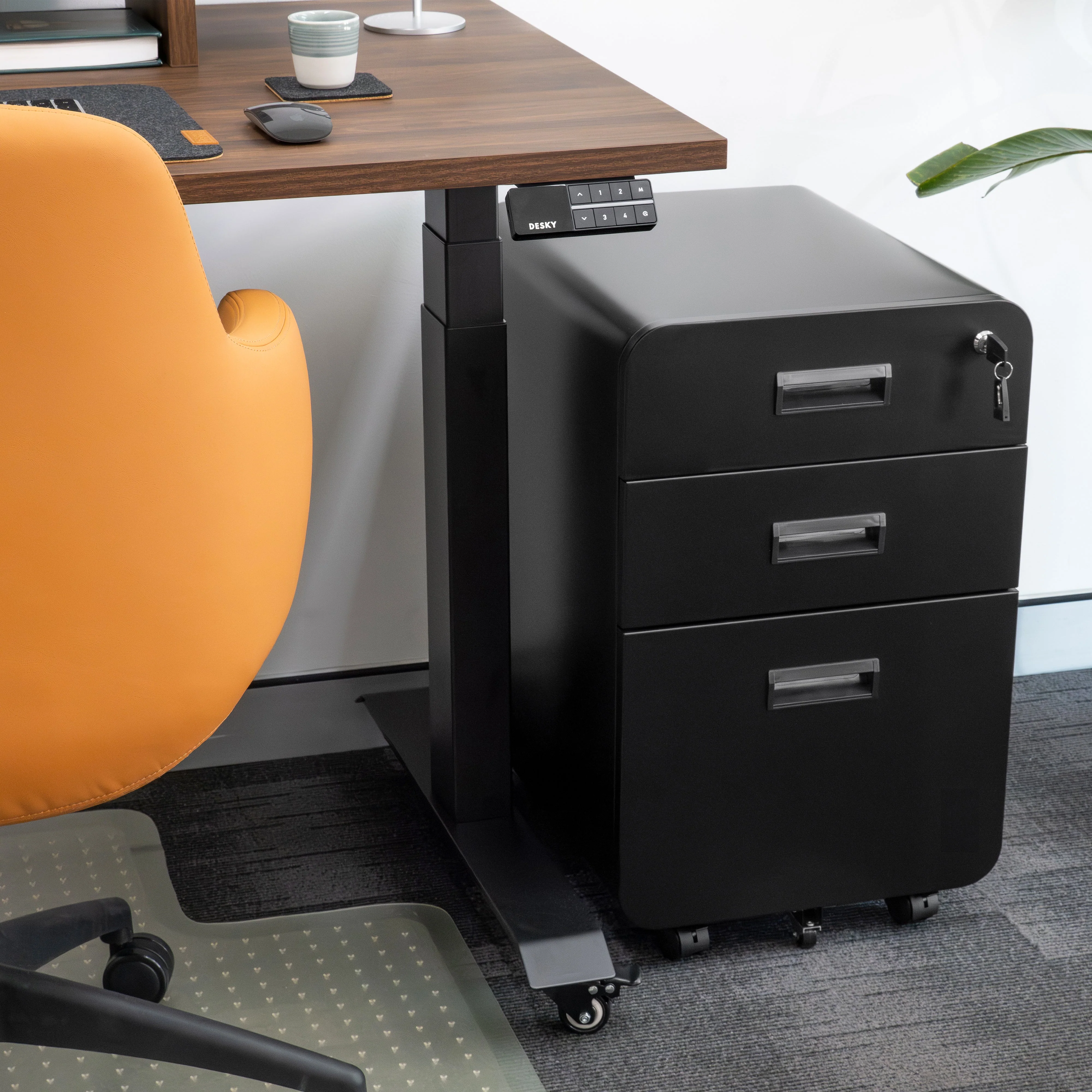 Desky 3 Drawer Mobile Filing Cabinet - Image 3