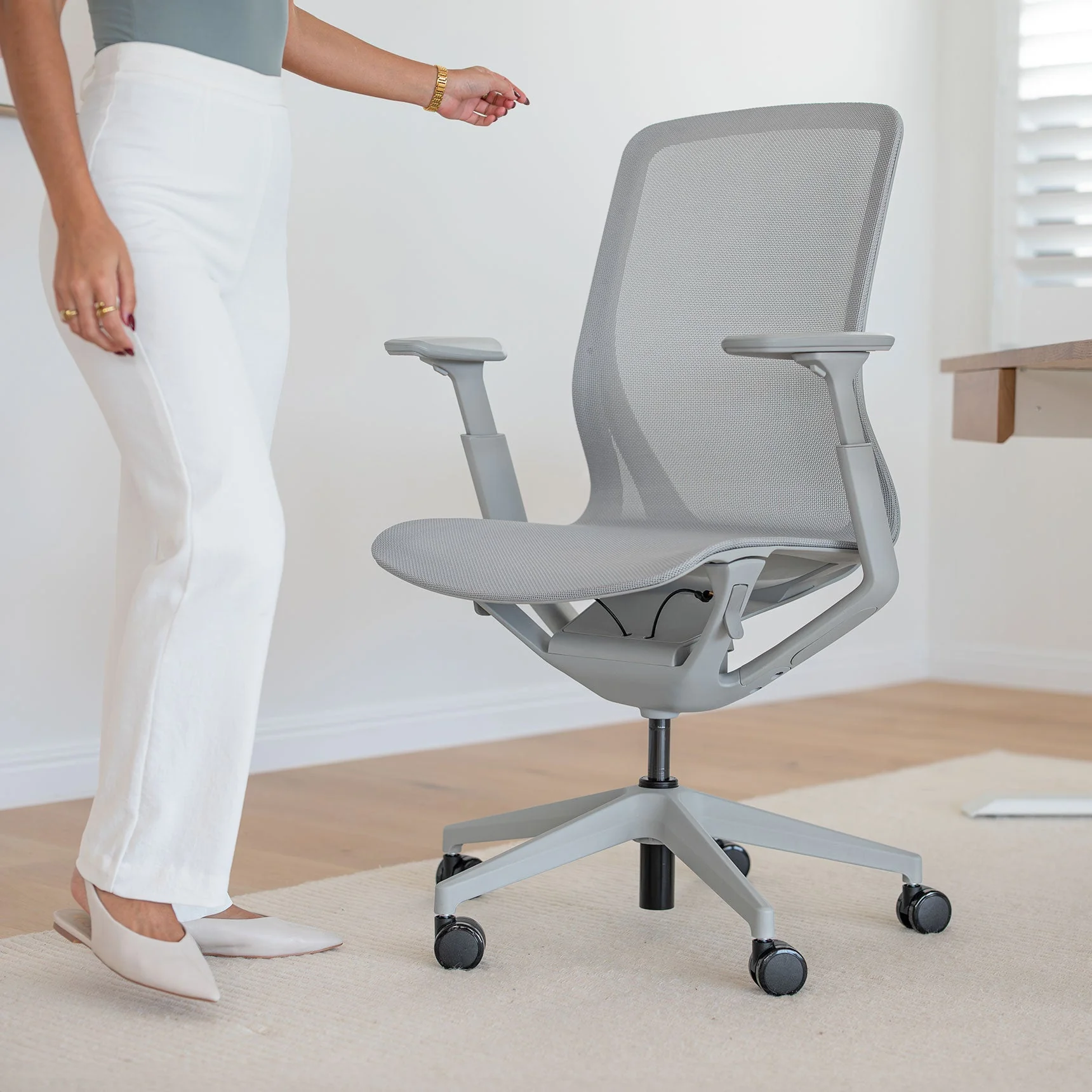 Desky Echo Modern Office Chair - Image 3