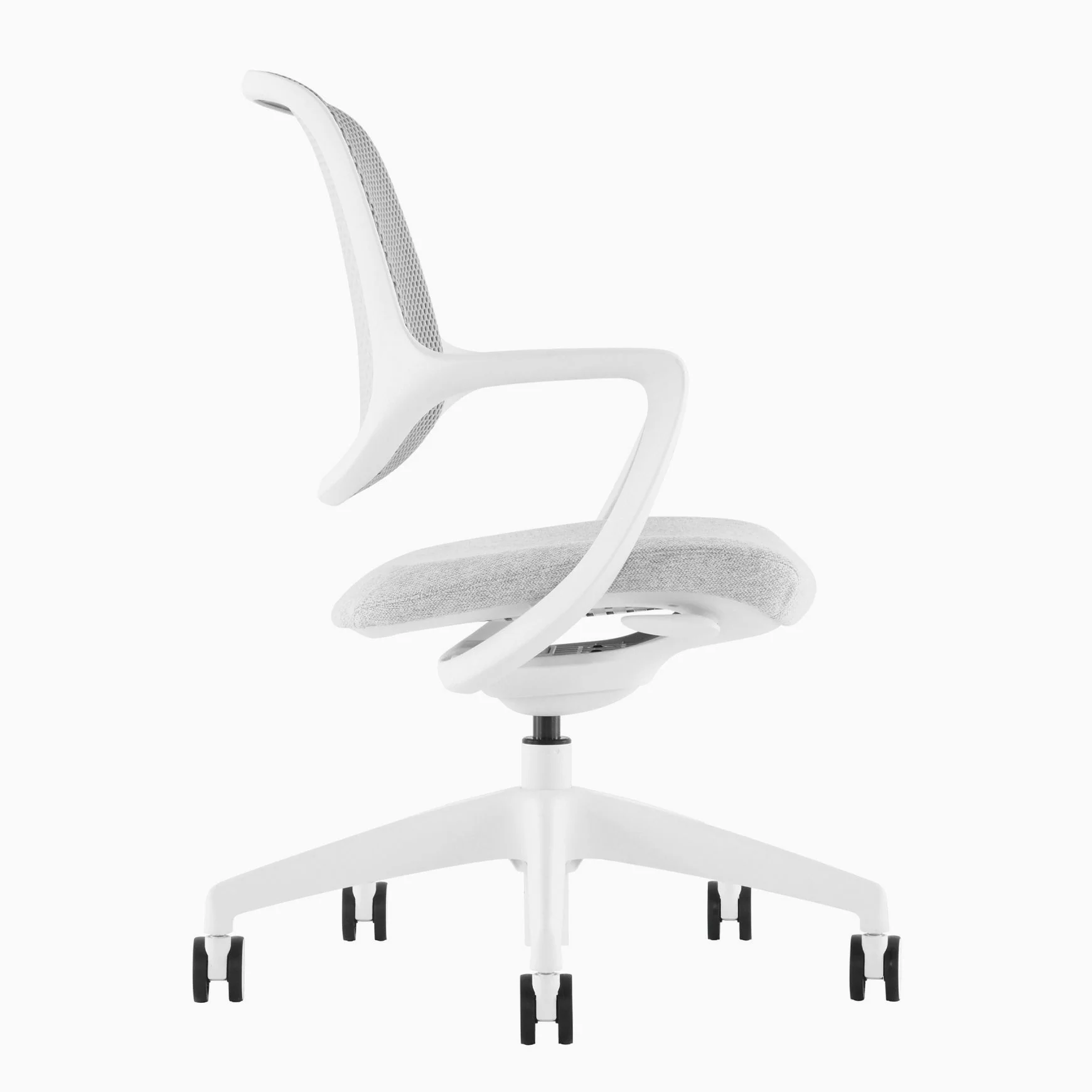 Desky Evoque Low Back Office Chair - Image 33