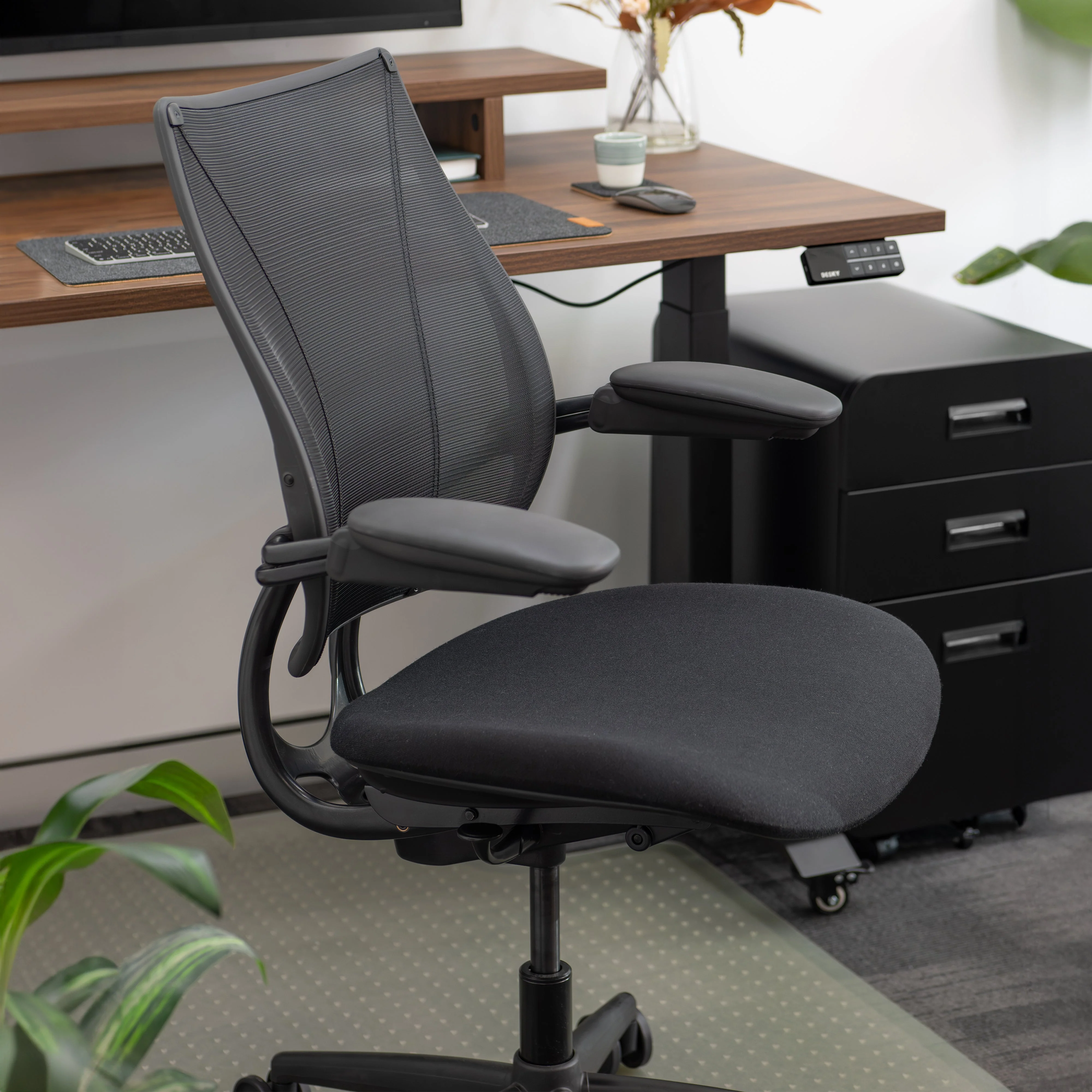 Humanscale Liberty Mesh Chair - Image 4