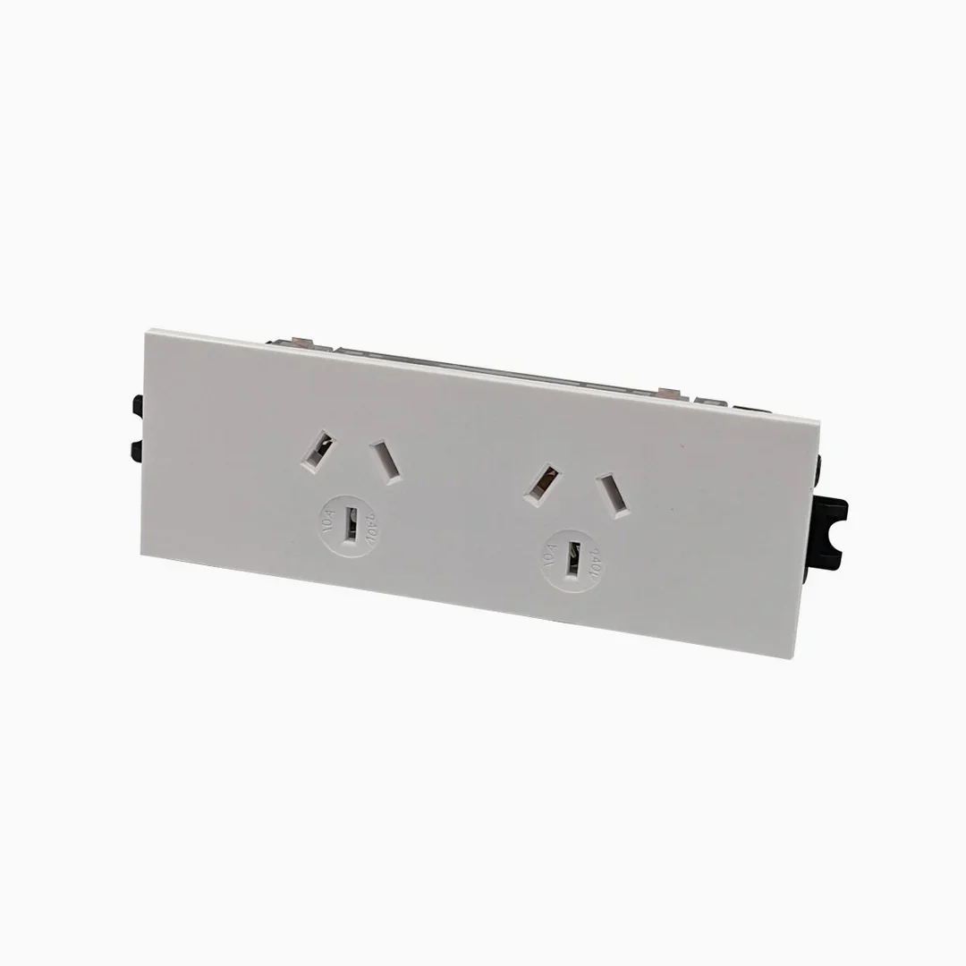 Desky Plugin Power Board - Image 12