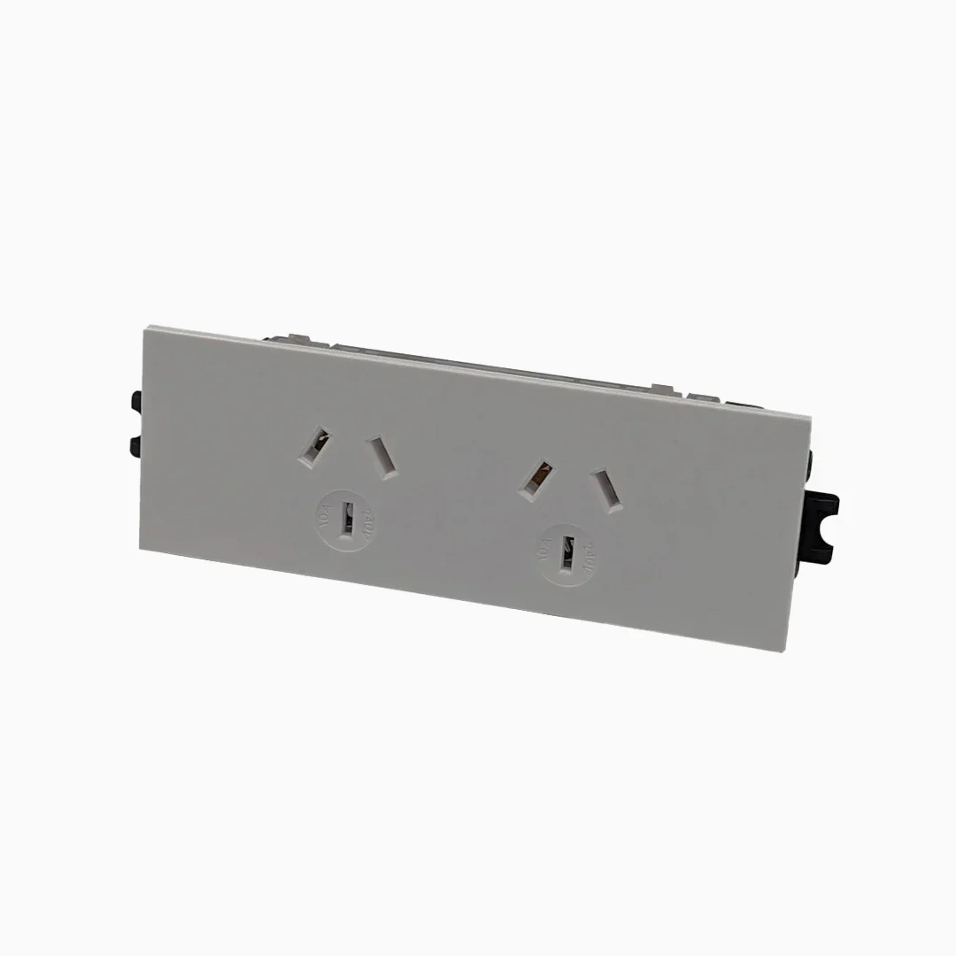 Desky Plugin Power Board - Image 9