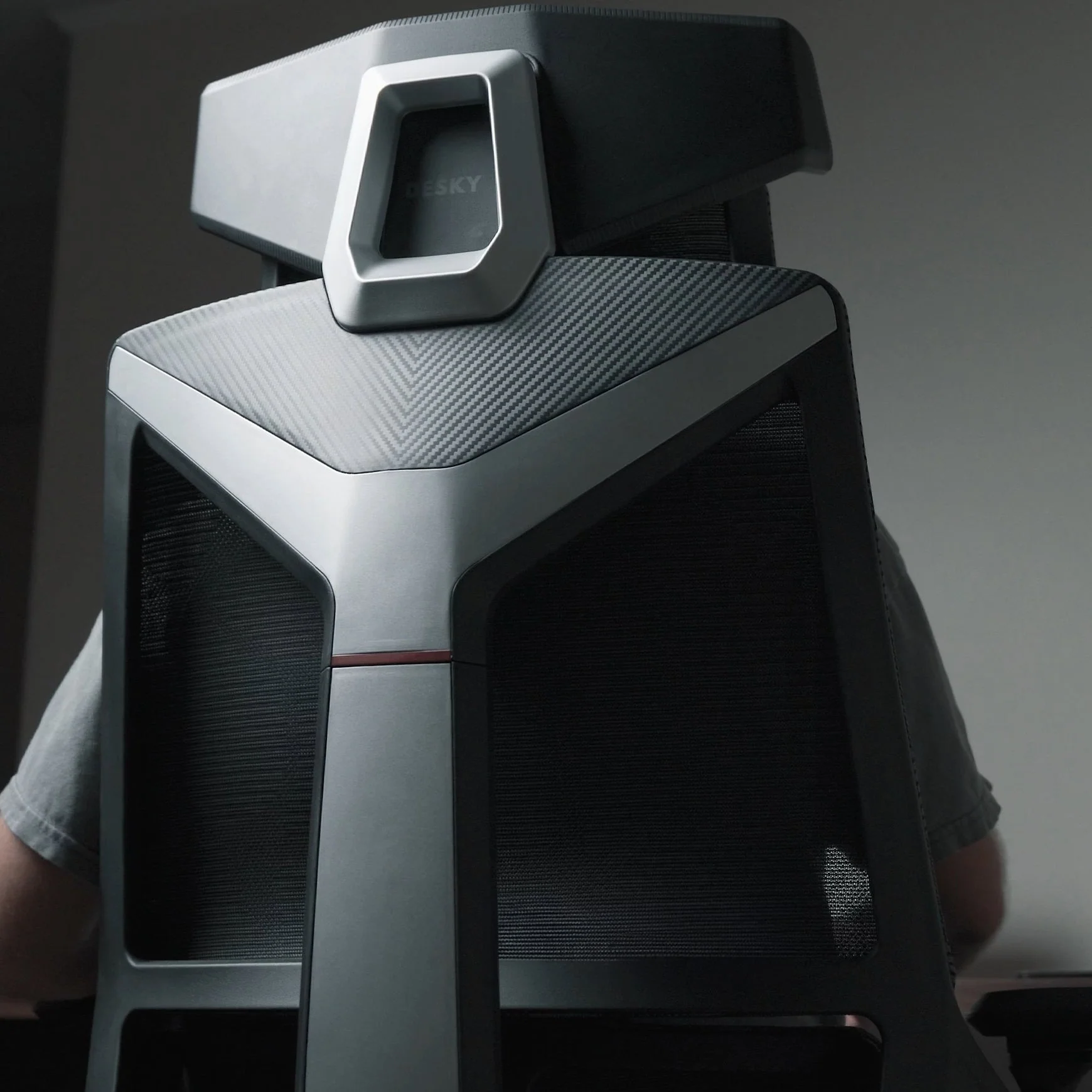 Desky Vanguard Gaming Chair - Image 11