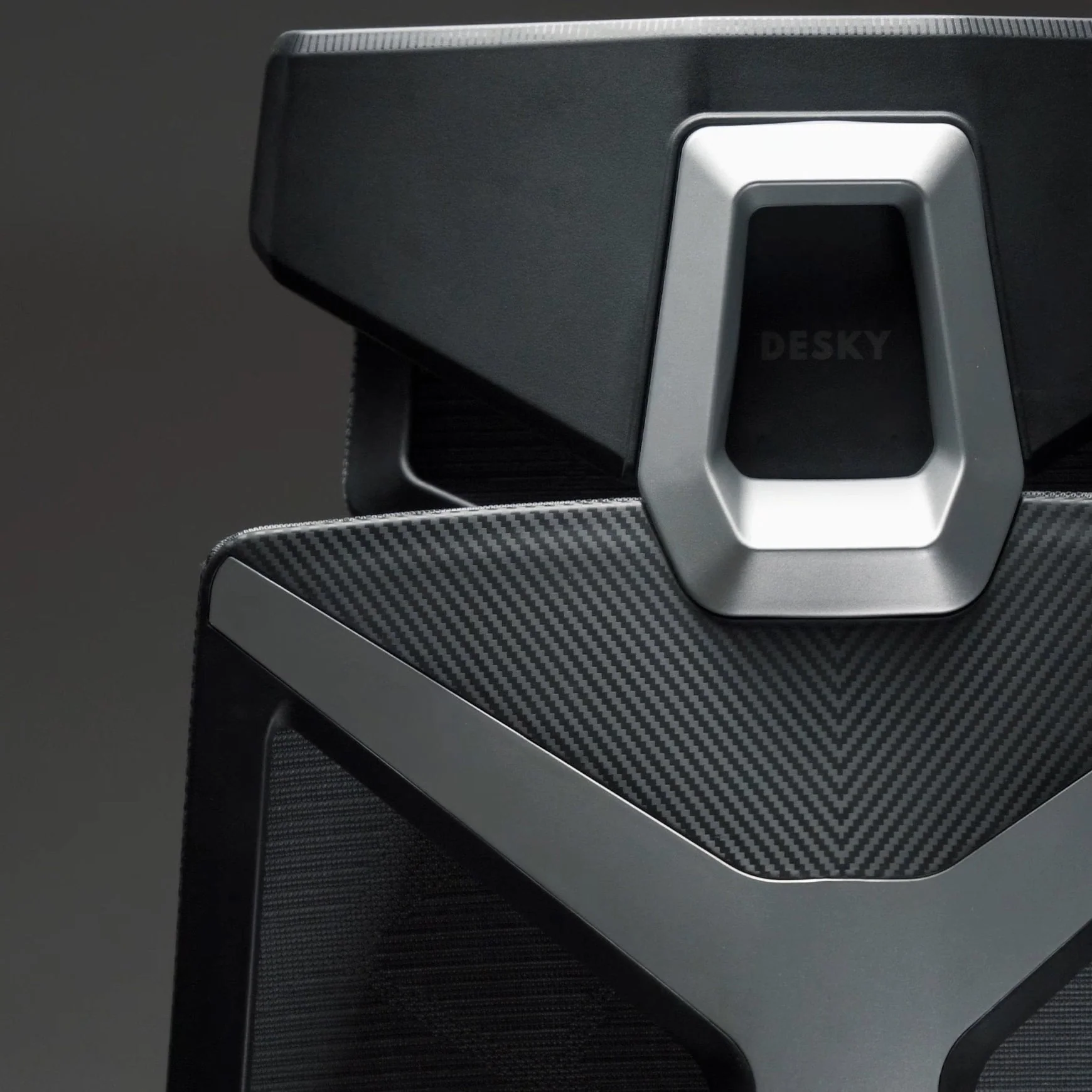 Desky Vanguard Gaming Chair - Image 12