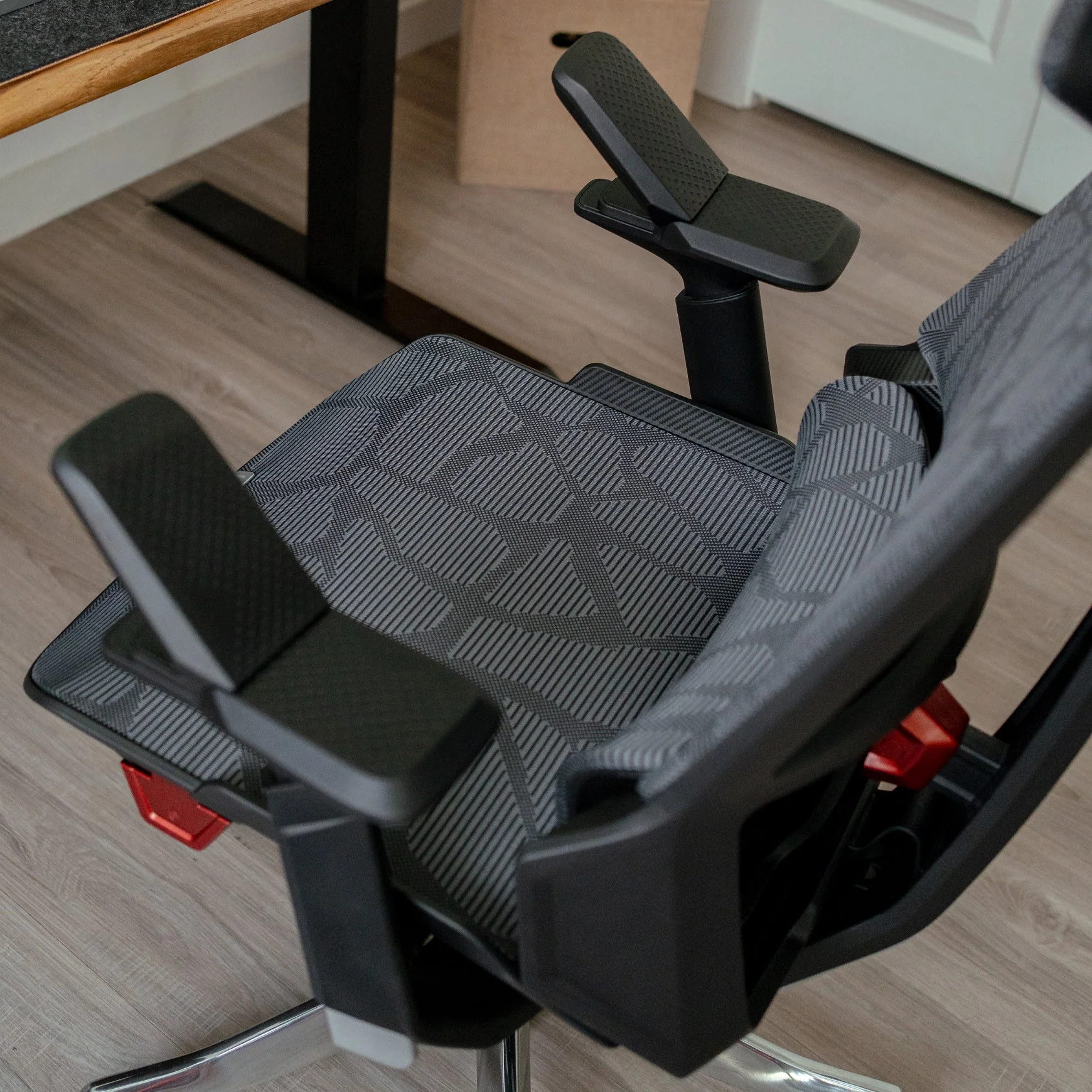 Desky Vanguard Gaming Chair - Image 5